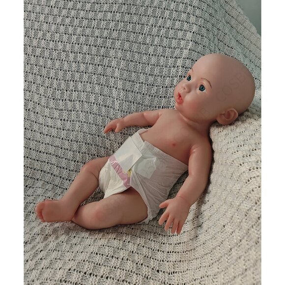 6.71lbs Cute Newborn Platinum Silicone 45cm Reborn Baby Girl Doll With Open Eyes - Picture 6 of 16